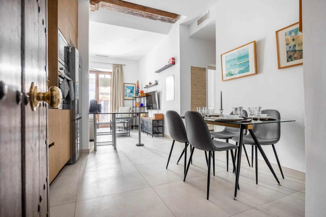 Comfy Away - Apartamento Exclusivo Mercado De Triana Con Balcon Σεβίλλη Εξωτερικό φωτογραφία