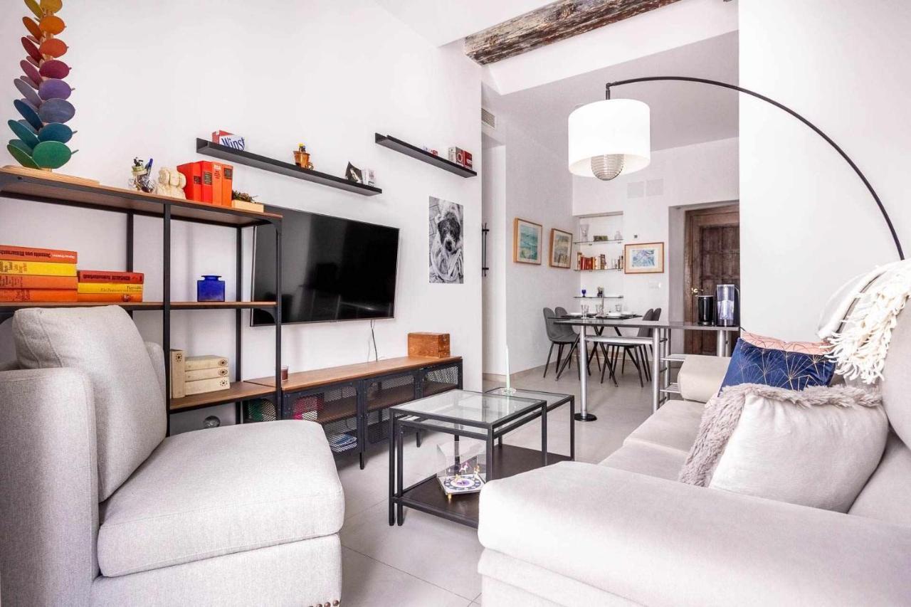 Comfy Away - Apartamento Exclusivo Mercado De Triana Con Balcon Σεβίλλη Εξωτερικό φωτογραφία