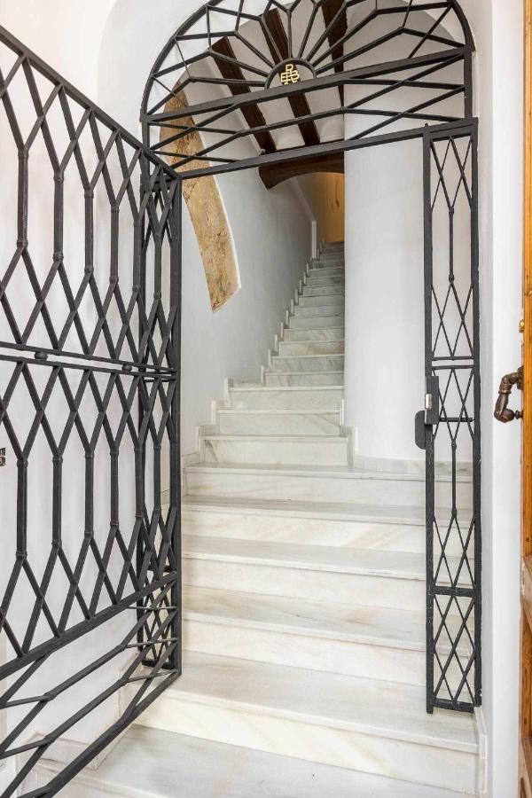 Comfy Away - Apartamento Exclusivo Mercado De Triana Con Balcon Σεβίλλη Εξωτερικό φωτογραφία