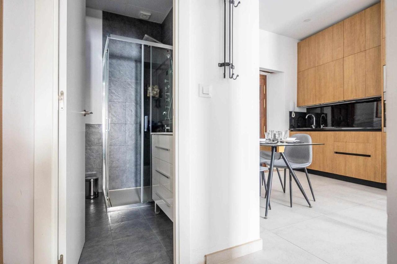 Comfy Away - Apartamento Exclusivo Mercado De Triana Con Balcon Σεβίλλη Εξωτερικό φωτογραφία