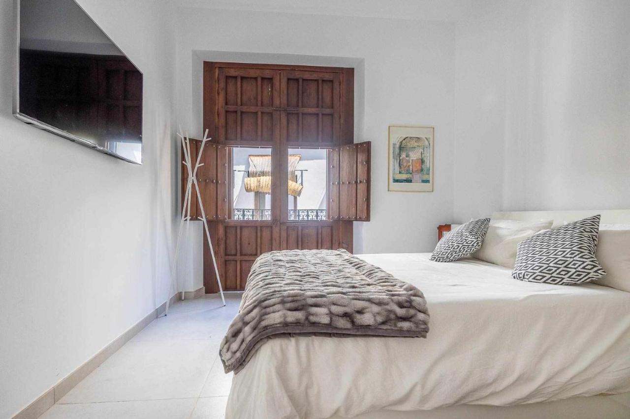 Comfy Away - Apartamento Exclusivo Mercado De Triana Con Balcon Σεβίλλη Εξωτερικό φωτογραφία
