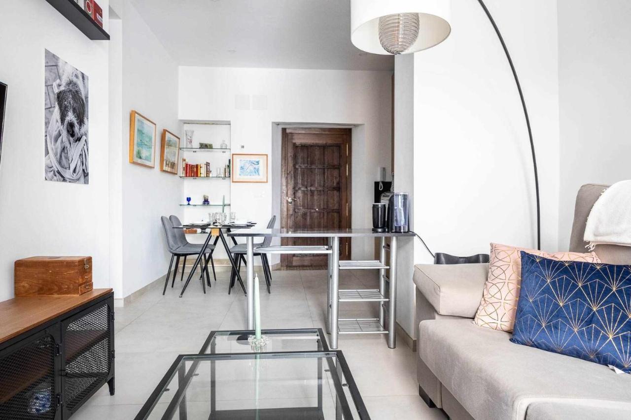 Comfy Away - Apartamento Exclusivo Mercado De Triana Con Balcon Σεβίλλη Εξωτερικό φωτογραφία